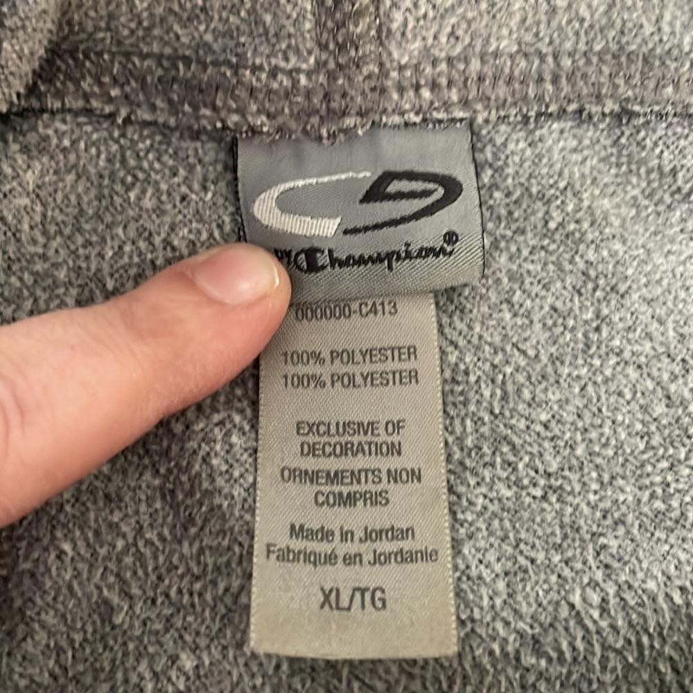 Champion two toned lightweight Hoodie - Picture 2 of 4